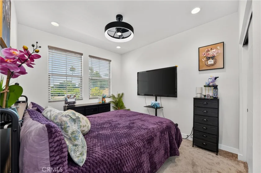 4810 Long Beach photo 17