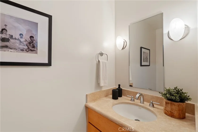 10933 Wellworth Avenue #10 photo 42
