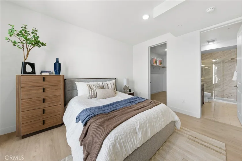 168 S Monterey Street #506 photo 31