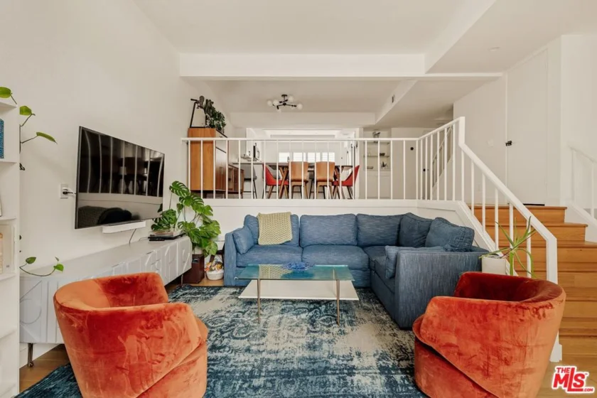 4600 Glencoe Avenue #2 photo 2
