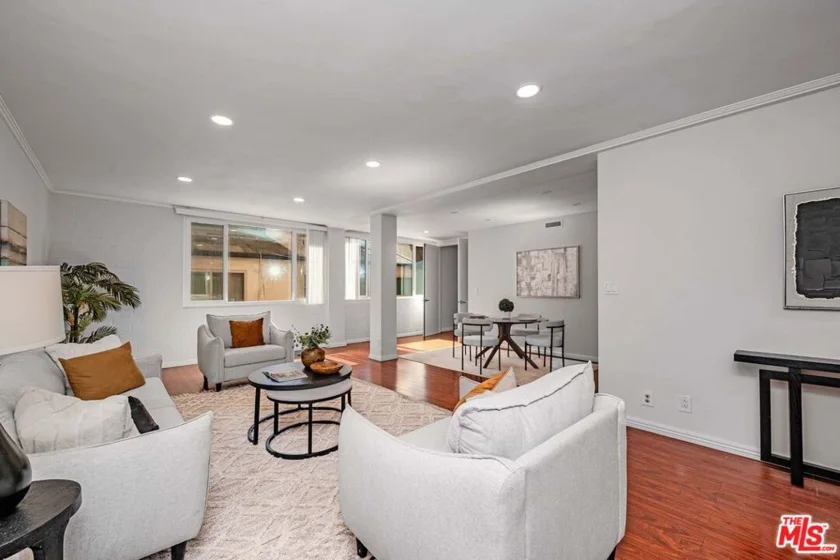 540 Kelton Avenue #105 photo 5