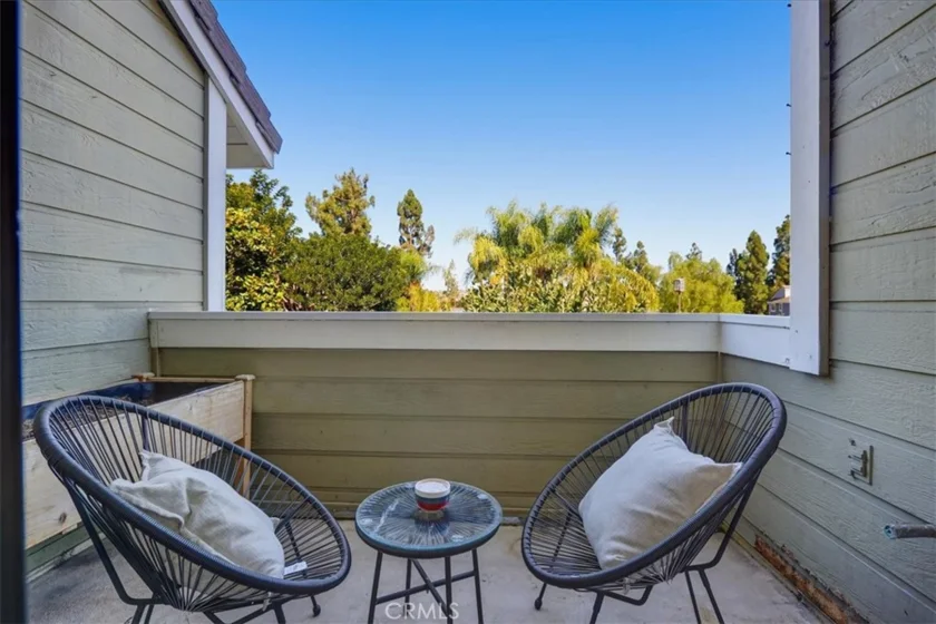 75 Cambria photo 15