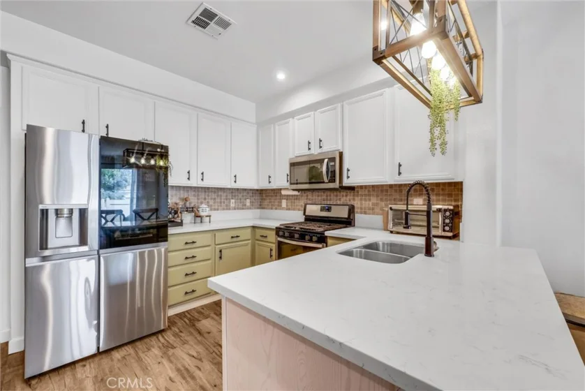 8449 E Arrowhead Way photo 8