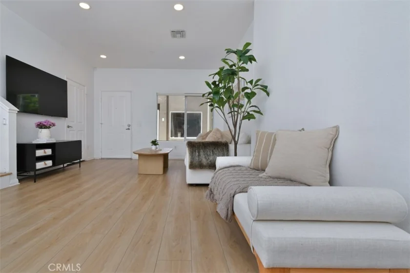 10918 Morrison Street #3 photo 37