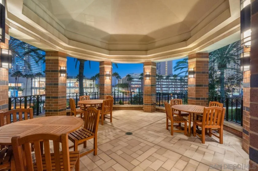 500 W Harbor Drive #504 photo 61