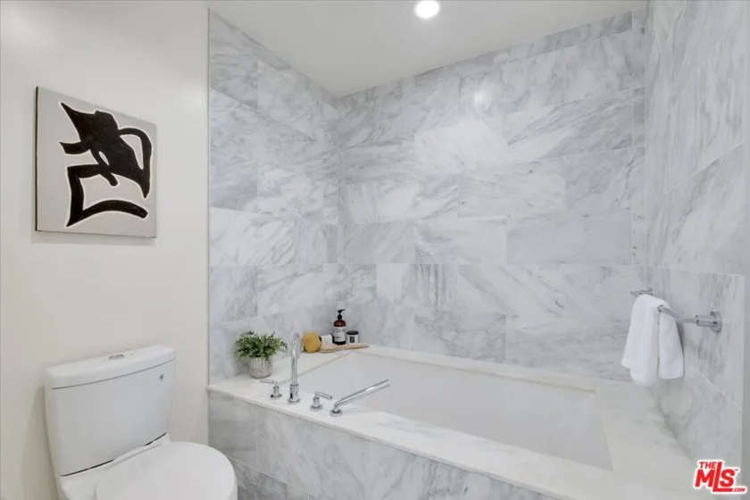 1705 Ocean Avenue #502 photo 17