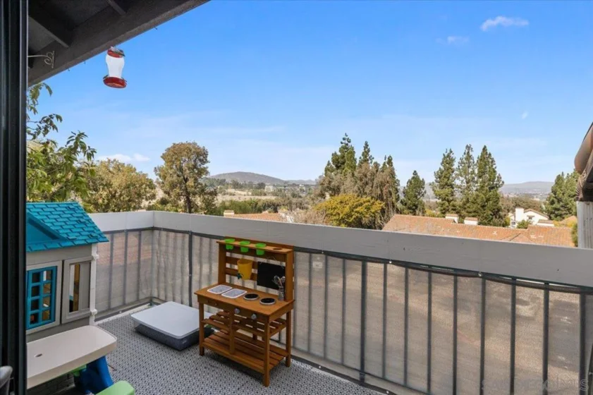 16266 Avenida Venusto #E photo 15