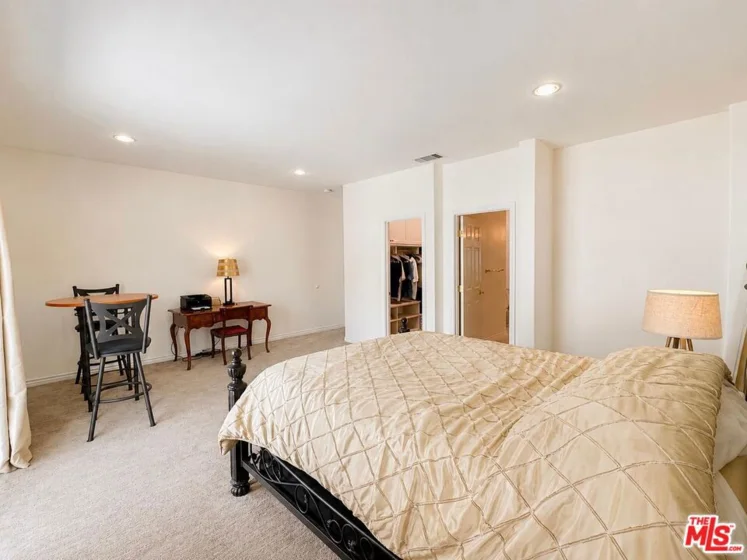 418 E Hardy Street #2 photo 8