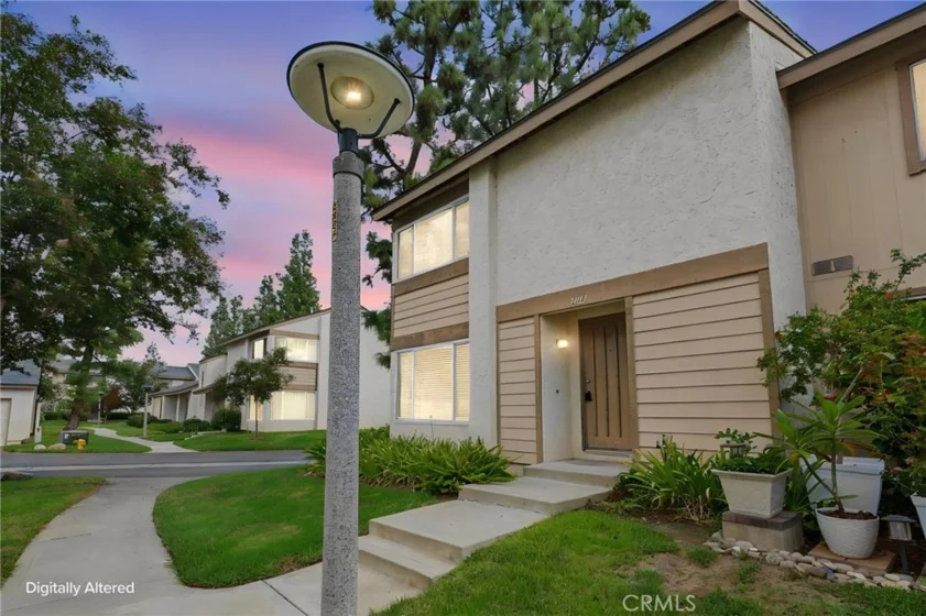 1401 Cheltenham Lane photo 3
