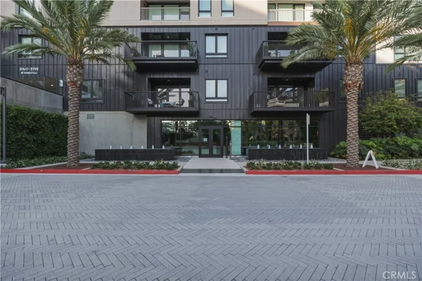 4505 Rivington photo 32