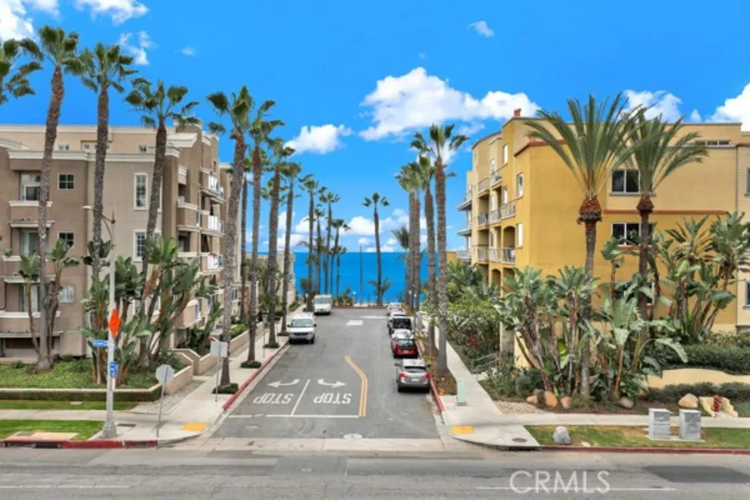 1415 E Ocean Boulevard #201 photo 1