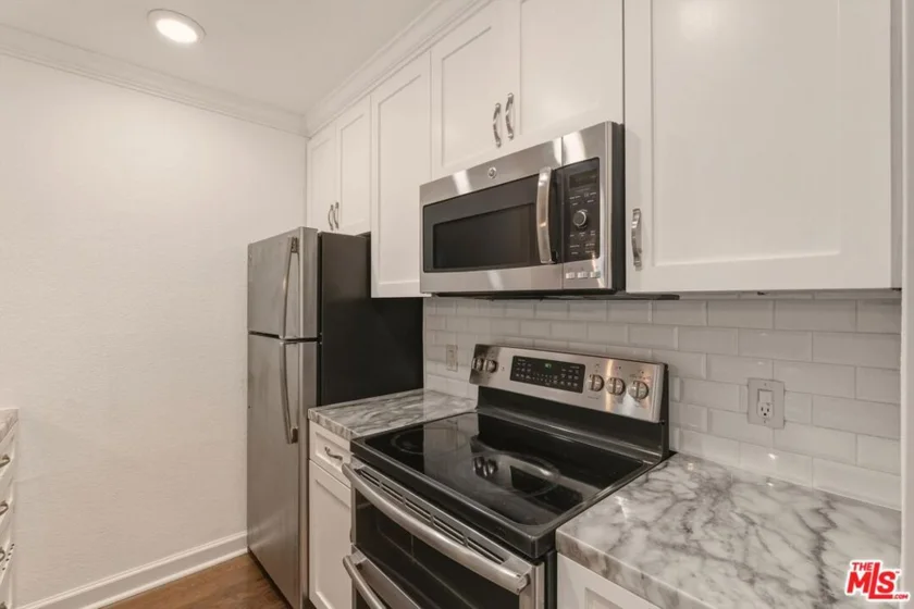 141 S Clark Drive #225 photo 5