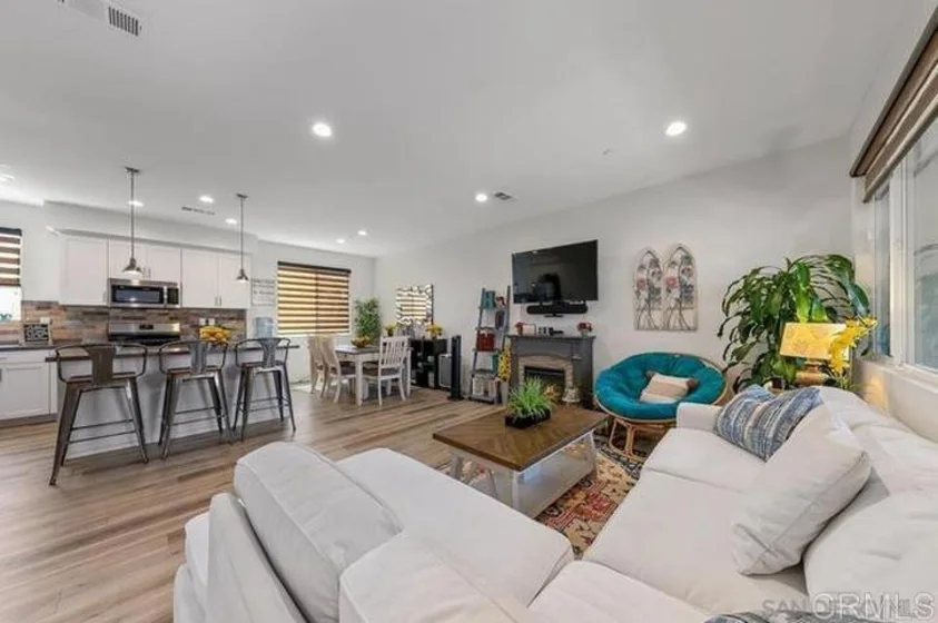 1404 Santa Victoria Road #3 photo 22