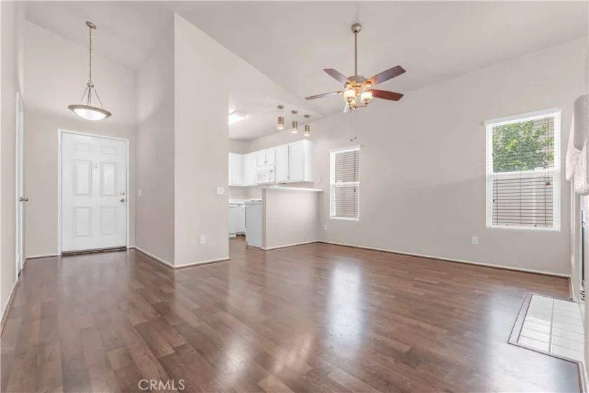 33408 Calle Cantu photo 3