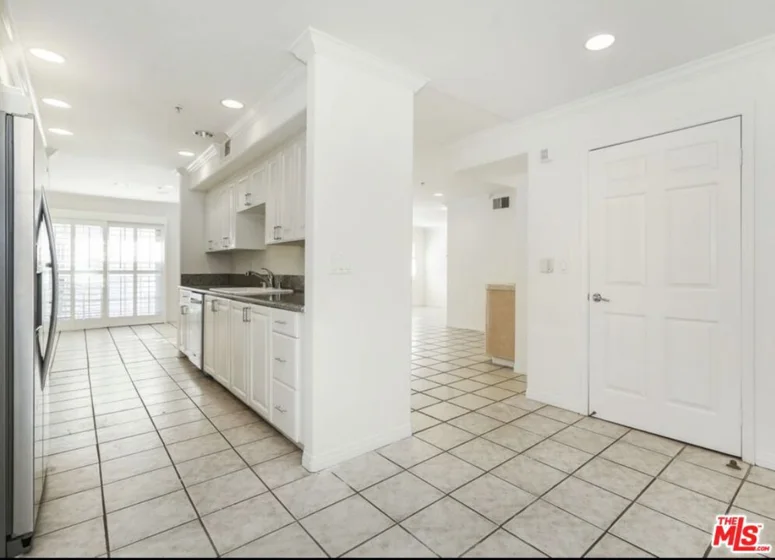 1817 Selby Avenue #102 photo 11