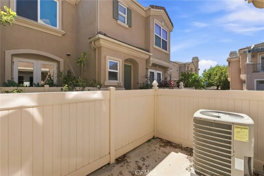 7244 Lisamarie Court photo 36