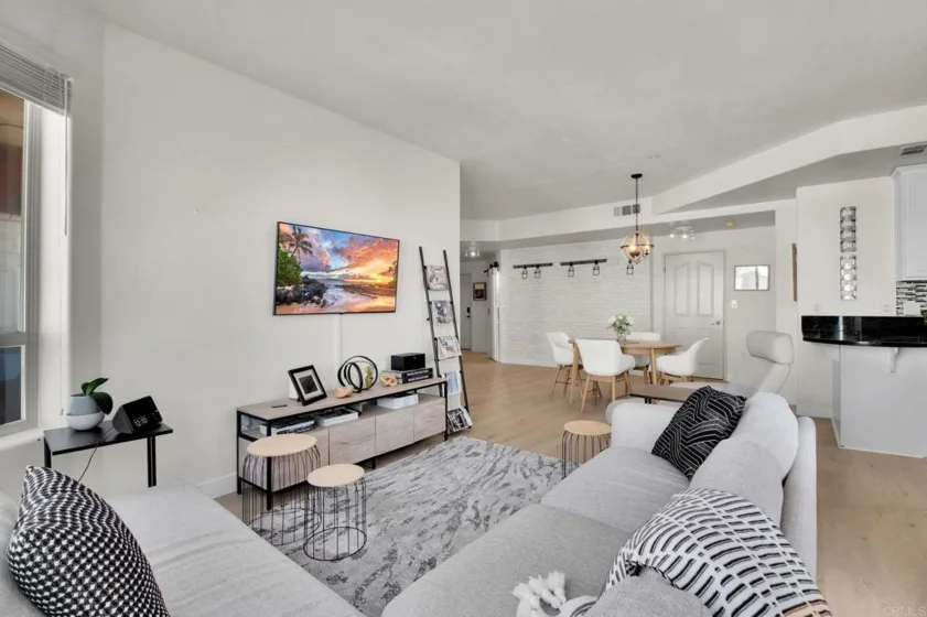 235 Market Street #601 photo 2