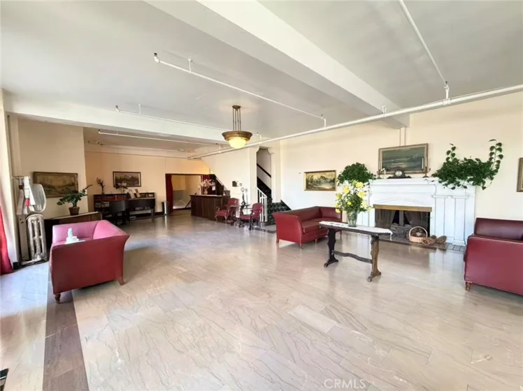 2121 James M Wood Boulevard #411 photo 8
