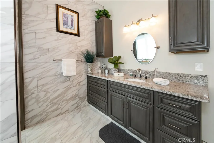 26045 Lucille Circle photo 32