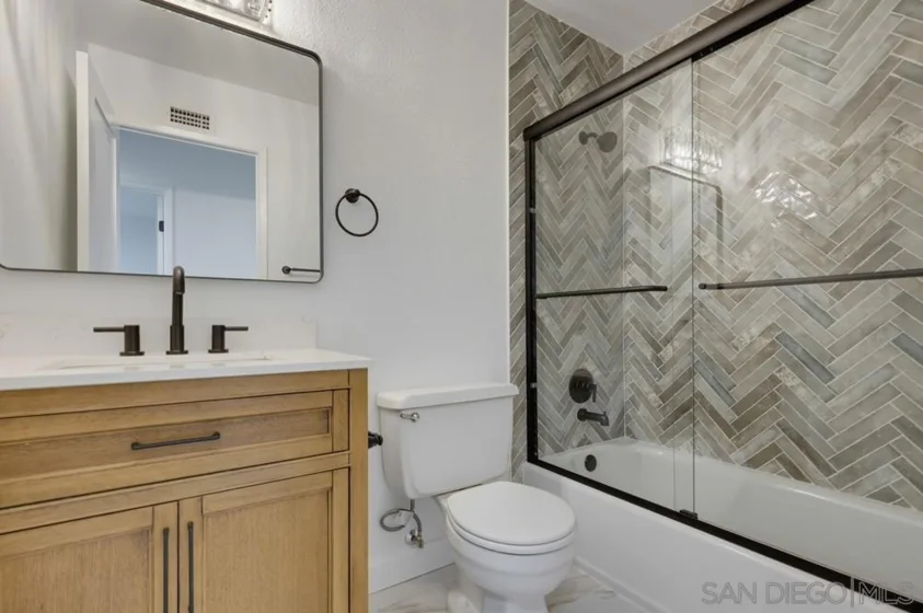 3249 Caminito Eastbluff #31 photo 23