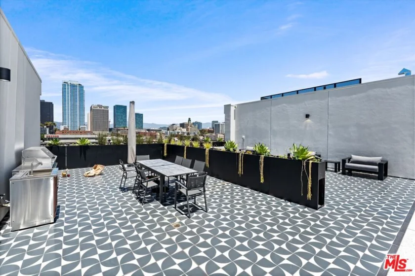 904 S New Hampshire Avenue #309 photo 14