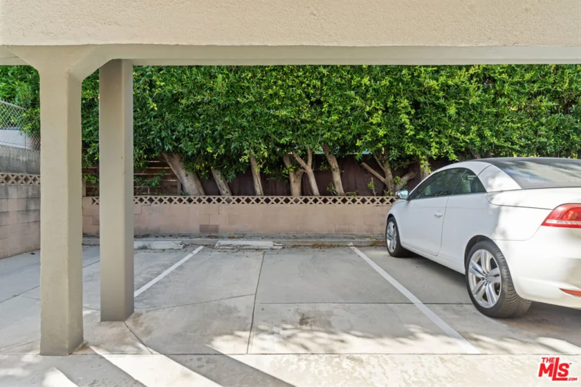 423 Pier Avenue #4 photo 17