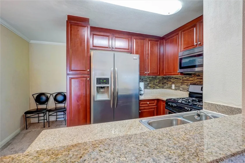 5545 Canoga Avenue #220 photo 6