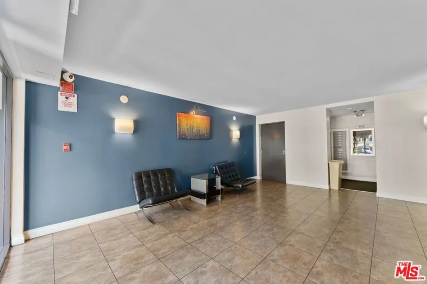 5515 Canoga Avenue #220 photo 24
