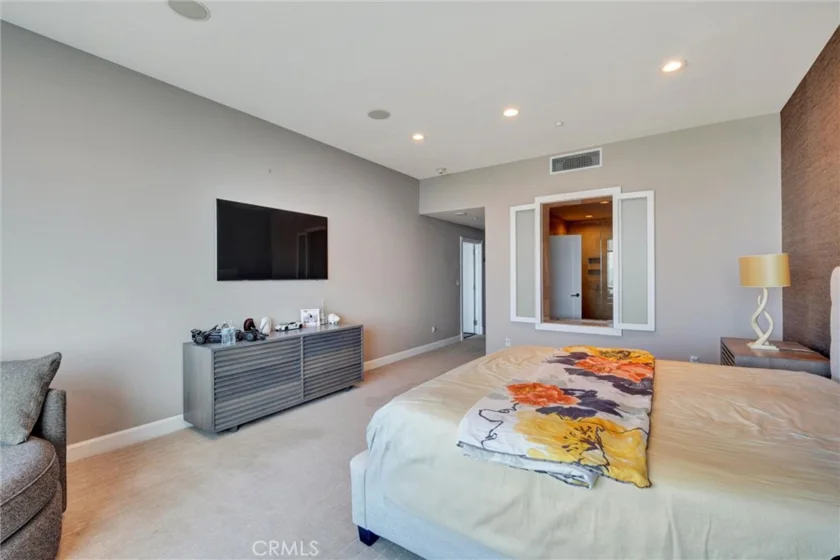 900 W Olympic Boulevard #45F photo 9