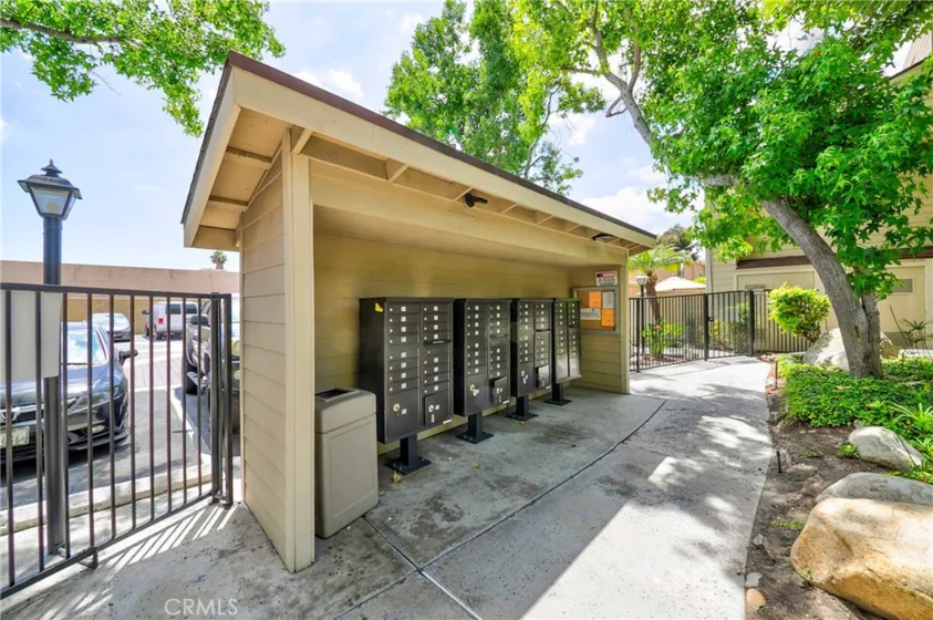5401 Twin Lakes Drive photo 37