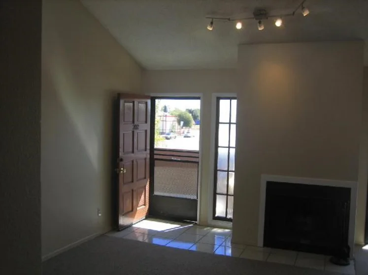 3950 Louisiana #202 photo 1