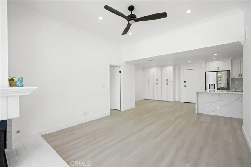7800 Topanga Canyon Boulevard #313 photo 3
