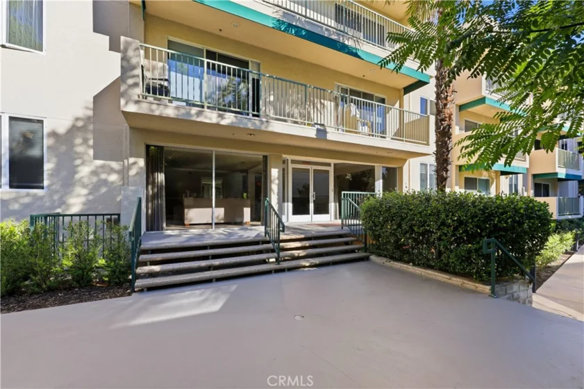 4501 Cedros Avenue #330 photo 39