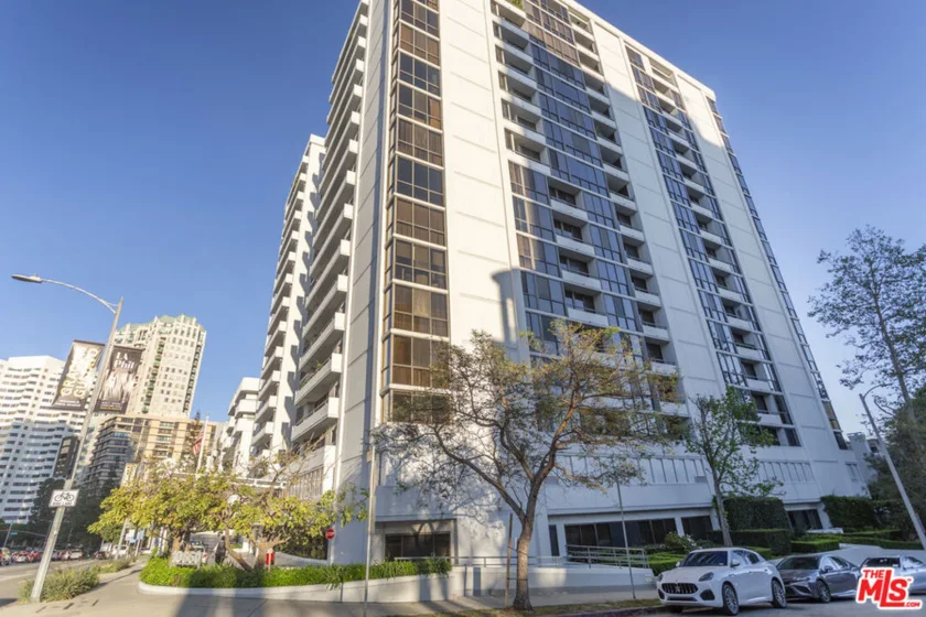10660 Wilshire Boulevard #1207 photo 5