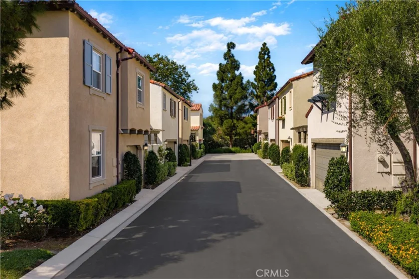 77 Canyoncrest photo 41