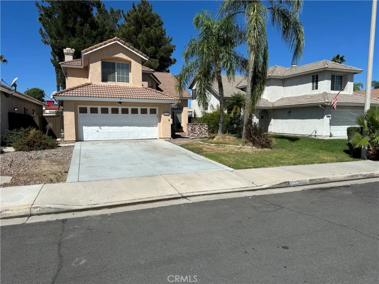 30071 Westlake photo 1