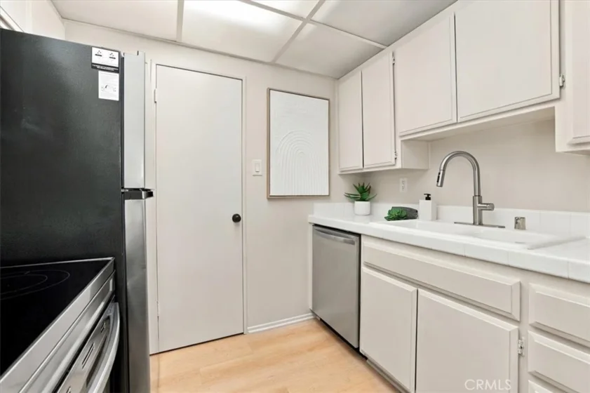 7890 E Spring #23A photo 22