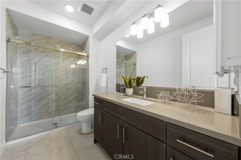168 S Monterey Street #506 photo 26