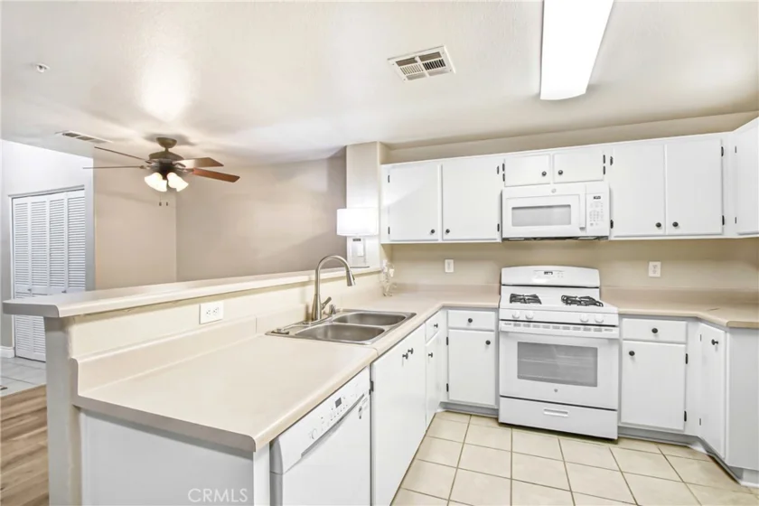 31271 Taylor photo 1