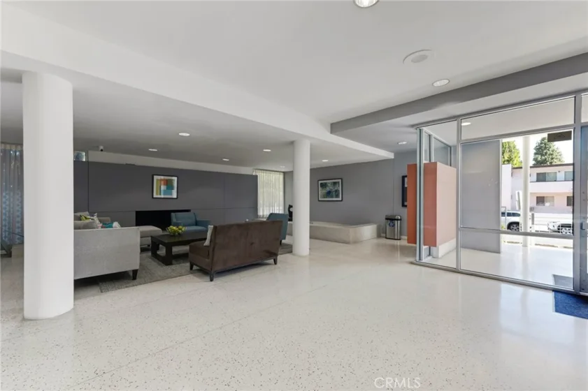 4807 Woodley Avenue #208 photo 36