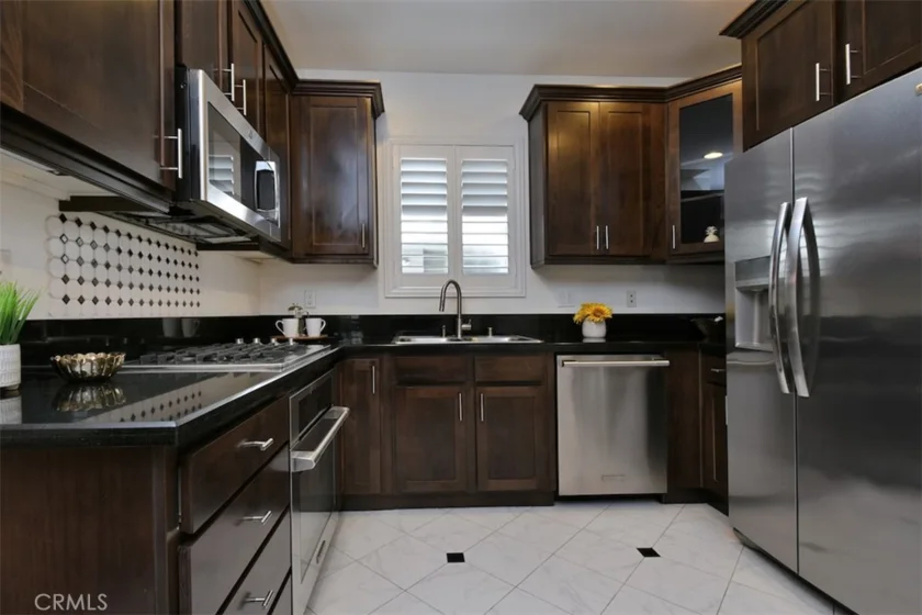 4424 Whitsett Avenue #107 photo 28