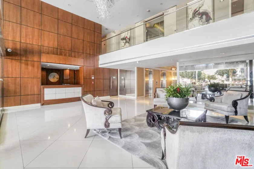 10551 Wilshire Boulevard #902 photo 37