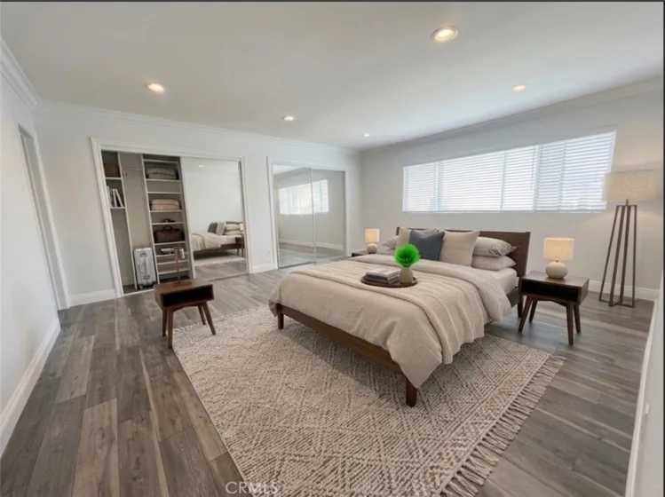 5354 Lindley #204 photo 7