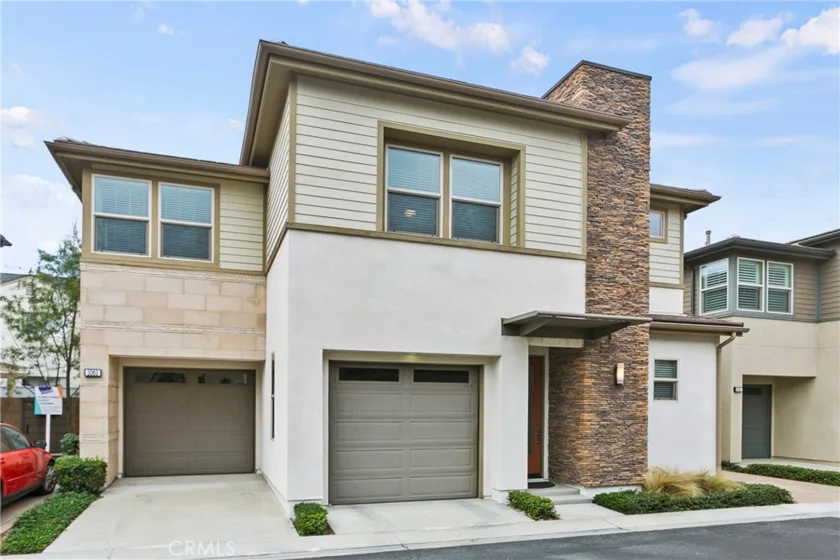3063 Paragon photo 1