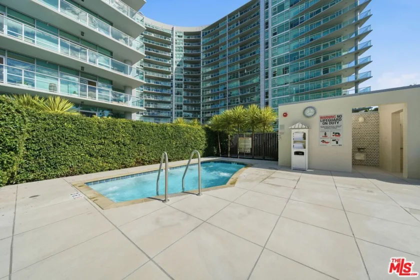 13650 Marina Pointe Drive #1603 photo 63