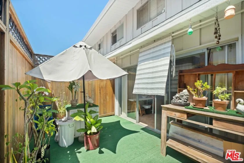 4040 Grand View Boulevard #60 photo 18