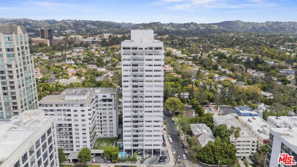 10701 Wilshire Boulevard #2202 photo 42