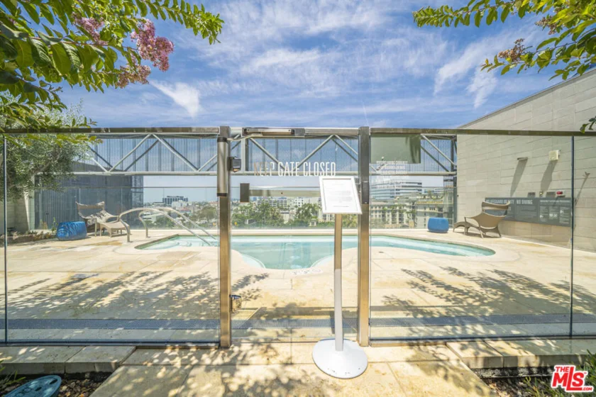 877 Francisco Street #1208 photo 10