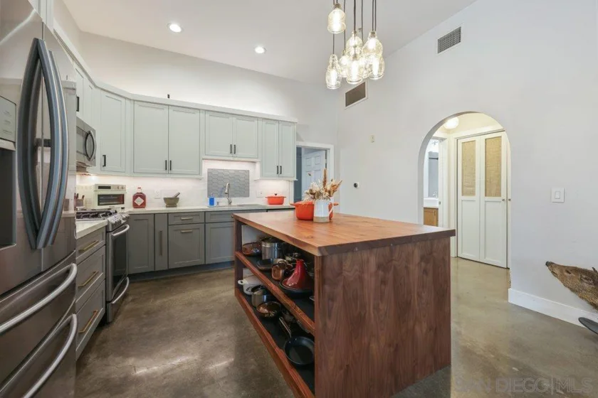 1400 Broadway #1102 photo 7