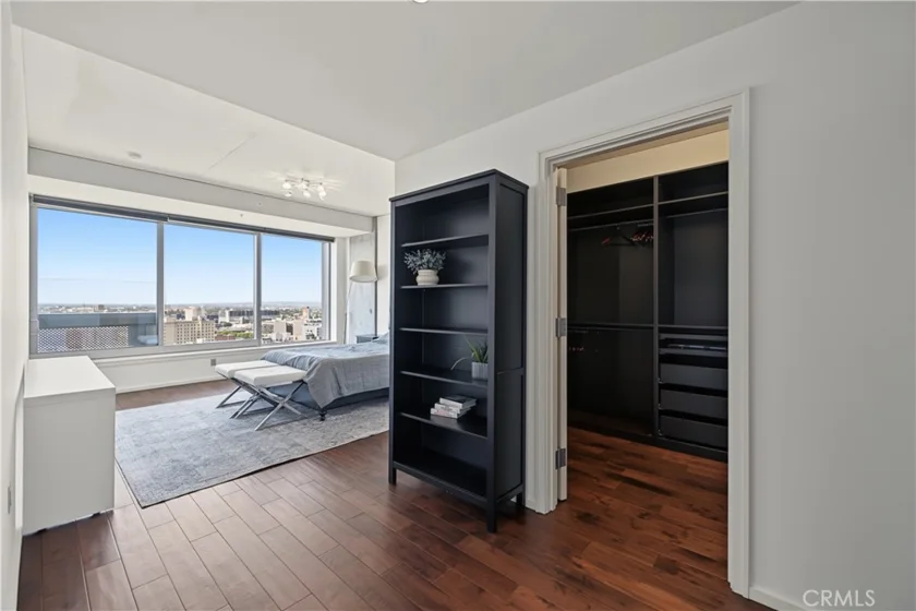1155 S S Grand Avenue #1601 photo 13